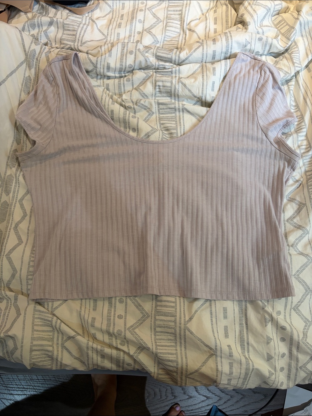 H&M Ribbed Scoop-Neck Crop Top - Light Lavender